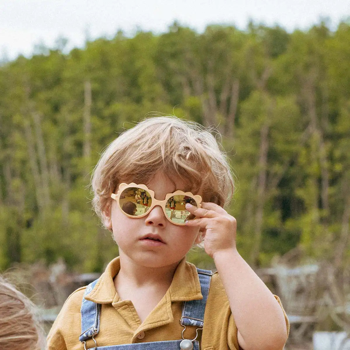 lunettes de soleil bébé enfant lion miel